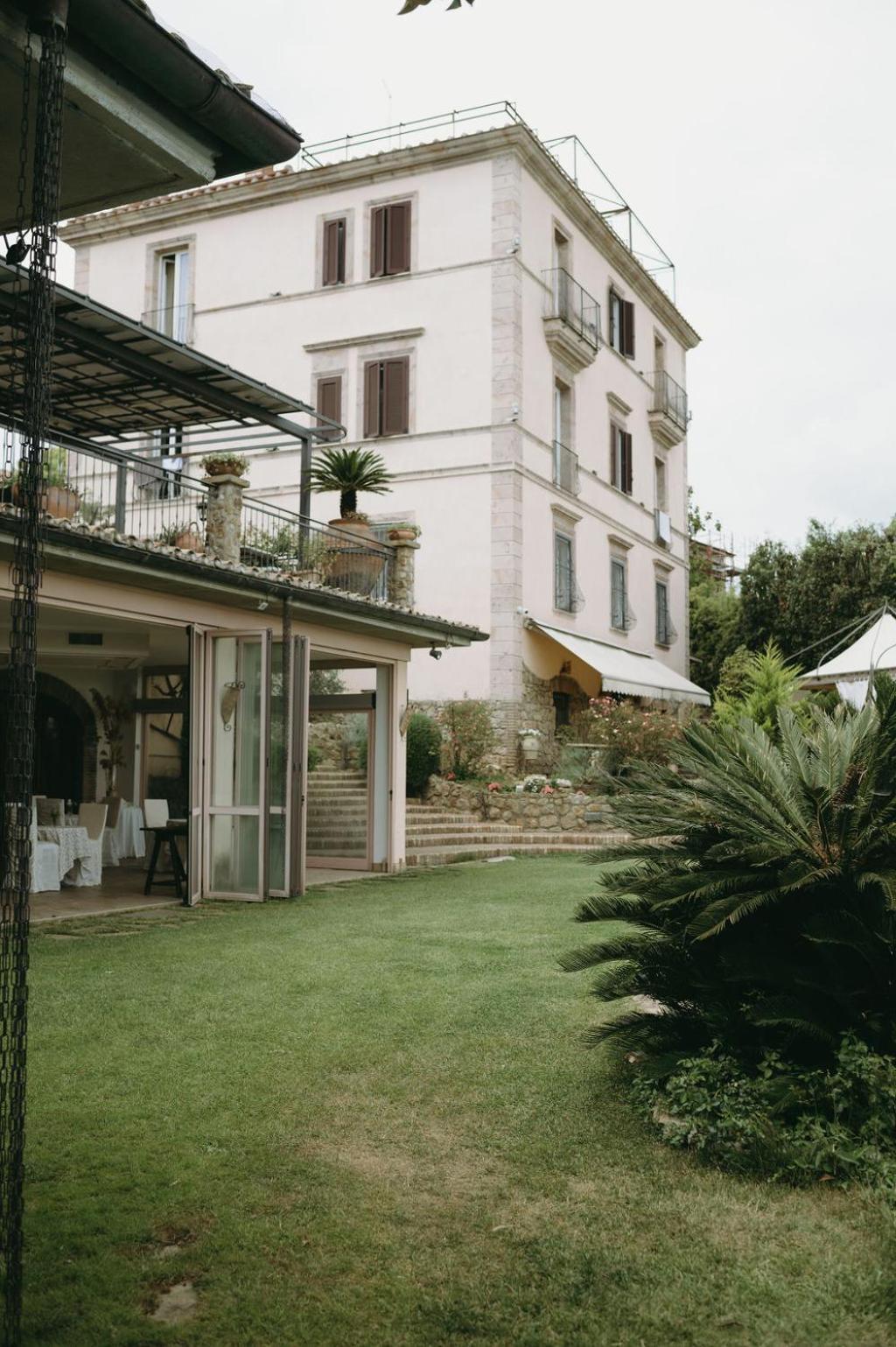 Villa Clodia Relais Manziana Luaran gambar