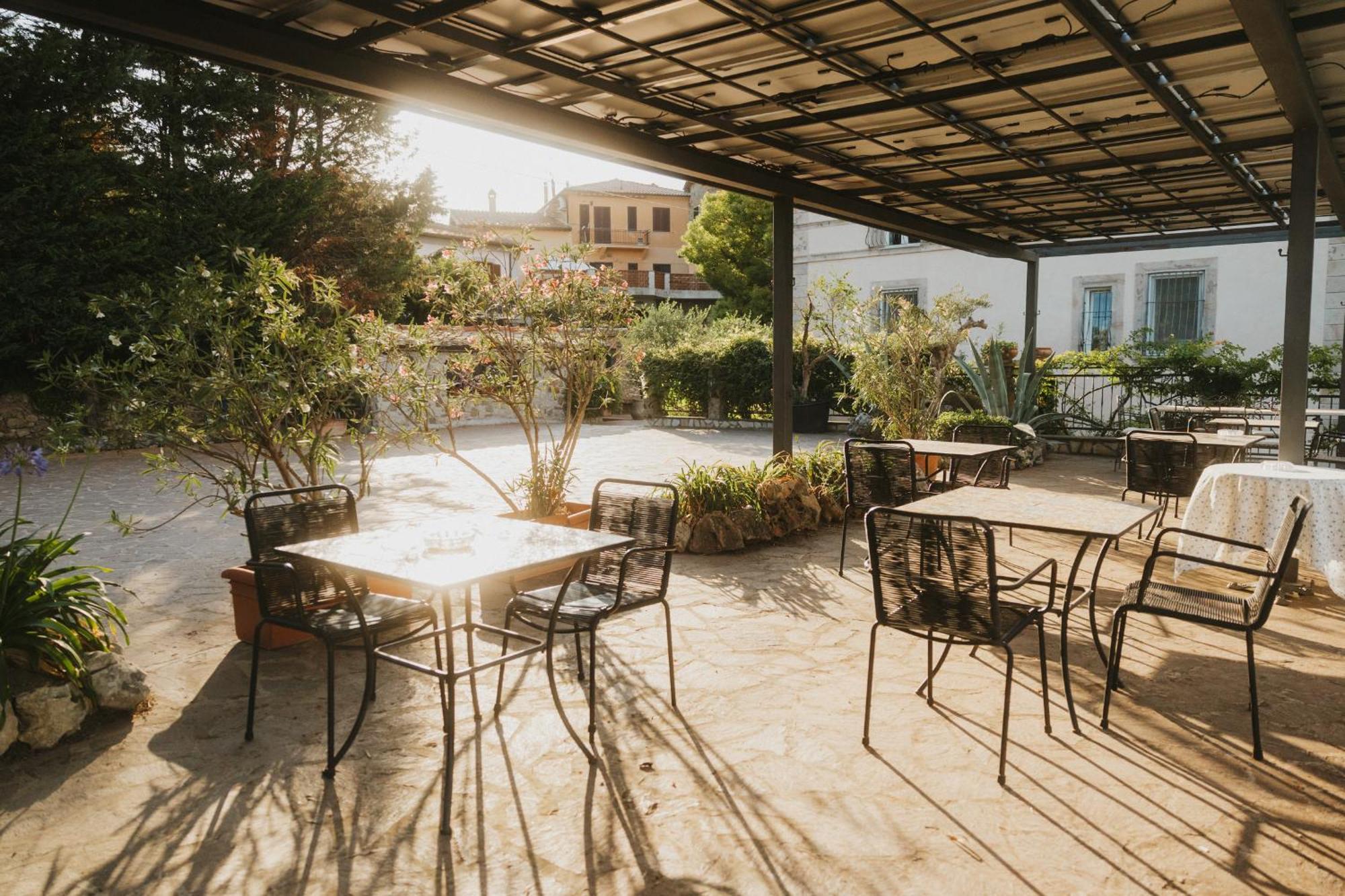 Villa Clodia Relais Manziana Luaran gambar